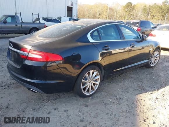✅ 2013 Jaguar XF RWD • VIN: SAJWA0ES1DPS63520 • Lot: 41862976. Wystawiony na IAAI z przebiegiem Nie podano. Bezpłatny archiwum sprzedaży aukcyjnych z USA i szczegółowy raport historii pojazdu na DreamBid. Zdjęcie 4.
