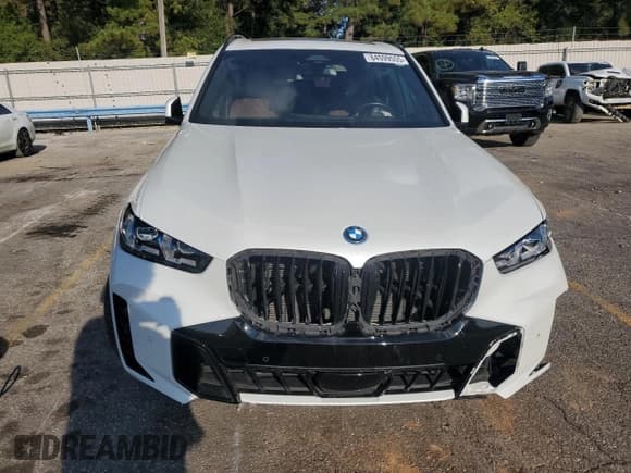 ✅ 2024 BMW X5 xDrive50e • VIN: 5UX43EU05R9S62183 • Lot: 84599555. Listed on Copart with Not provided. Free auction sales archive from the USA and detailed vehicle history report at DreamBid. Image 5.