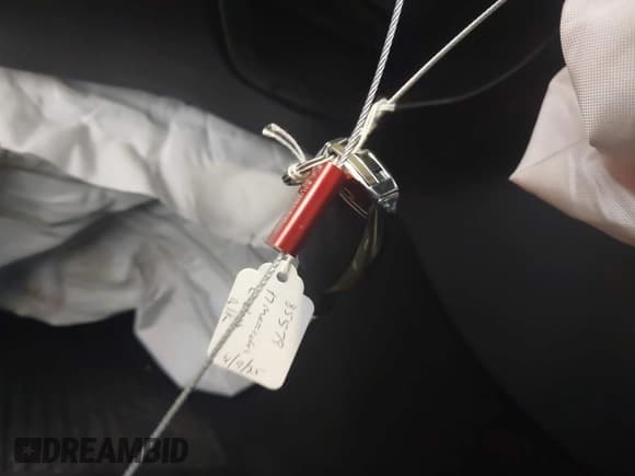 ✅ 2017 Mercedes-Benz C 300 • VIN: WDDWJ4JB6HF357941 • Lot: 42859210. Wystawiony na IAAI z przebiegiem 36 529 mil. Bezpłatny archiwum sprzedaży aukcyjnych z USA i szczegółowy raport historii pojazdu na DreamBid. Zdjęcie 11.