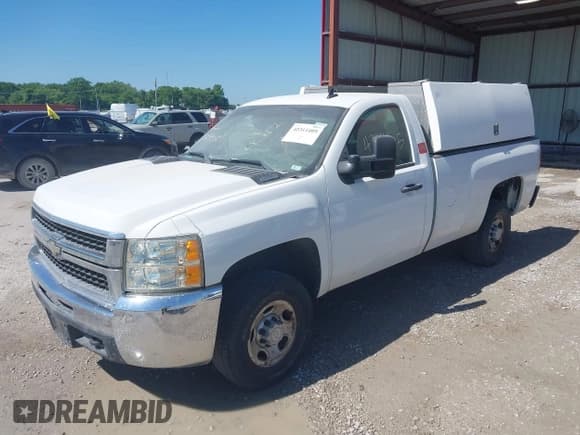✅ 2007 Chevrolet Silverado 2500HD 1LT • VIN: 1GCHC24K07E563631 • Лот: 42311405. Опубликован ранее на IAAI с пробегом 196 888 миль. Бесплатный доступ к архиву аукционных продаж из США и подробный отчёт об истории автомобиля на DreamBid. Изображение 2.