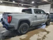 ✅ 2025 GMC Sierra 1500 AT4X • VIN: 3GTUUFEL6SG142489 • Лот: 82384575. Опубликован ранее на Copart с пробегом 21 698 миль. Бесплатный доступ к архиву аукционных продаж из США и подробный отчёт об истории автомобиля на DreamBid. Изображение 3.