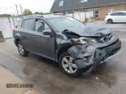 ✅ 2013 Toyota RAV4 XLE • VIN: 2T3WFREV6DW064112 • Lot: 43396681. Wystawiony na IAAI z przebiegiem 180 577 mil. Bezpłatny archiwum sprzedaży aukcyjnych z USA i szczegółowy raport historii pojazdu na DreamBid. Zdjęcie 1.