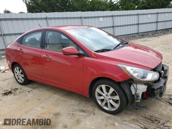 ✅ 2013 Hyundai Accent GLS • VIN: KMHCU4AE5DU283055 • Лот: 64282545. Опубликован ранее на Copart с пробегом 68 298 миль. Бесплатный доступ к архиву аукционных продаж из США и подробный отчёт об истории автомобиля на DreamBid. Изображение 4.