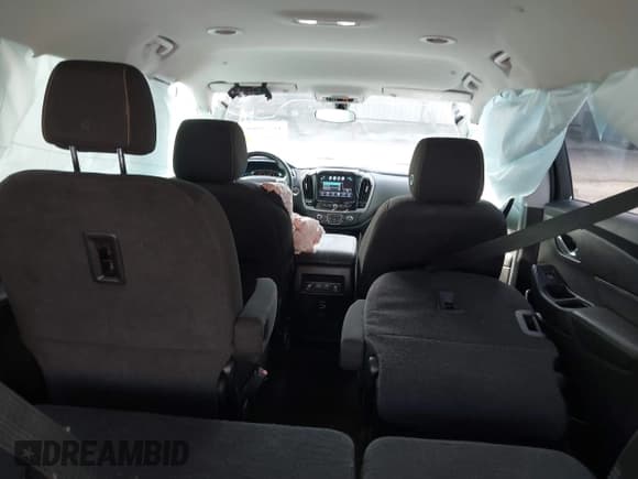 ✅ 2019 Chevrolet Traverse LT Cloth • VIN: 1GNERGKW3KJ116335 • Lot: 43729866. Wystawiony na IAAI z przebiegiem 118 186 mil. Bezpłatny archiwum sprzedaży aukcyjnych z USA i szczegółowy raport historii pojazdu na DreamBid. Zdjęcie 22.