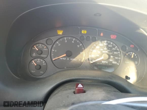 ✅ 2003 Chevrolet S-10 LS • VIN: 1GCCS14H638228314 • Лот: 84118064. Опубликован ранее на Copart с пробегом 137 363 миль. Бесплатный доступ к архиву аукционных продаж из США и подробный отчёт об истории автомобиля на DreamBid. Изображение 9.