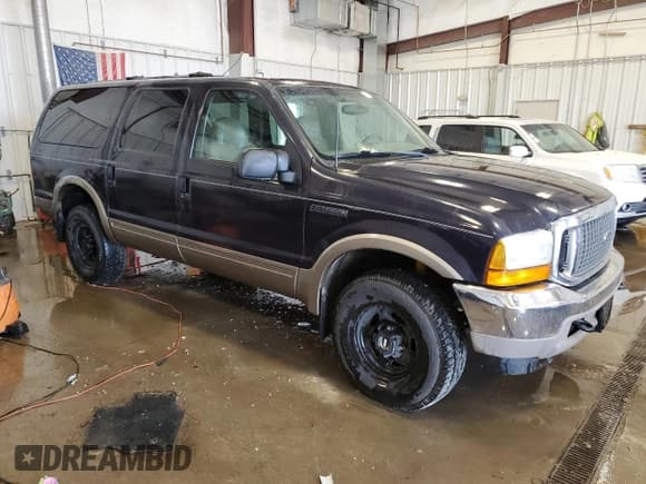 ✅ 2001 Ford Excursion Limited • VIN: 1FMSU43F81EC12990 • Lot: 56883255. Wystawiony na Copart z przebiegiem 299 713 mil. Bezpłatny archiwum sprzedaży aukcyjnych z USA i szczegółowy raport historii pojazdu na DreamBid. Zdjęcie 4.