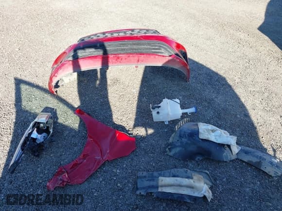 ✅ 2024 Kia Forte LXS • VIN: 3KPF24ADXRE804128 • Lot: 43565562. Wystawiony na IAAI z przebiegiem 10 215 mil. Bezpłatny archiwum sprzedaży aukcyjnych z USA i szczegółowy raport historii pojazdu na DreamBid. Zdjęcie 12.