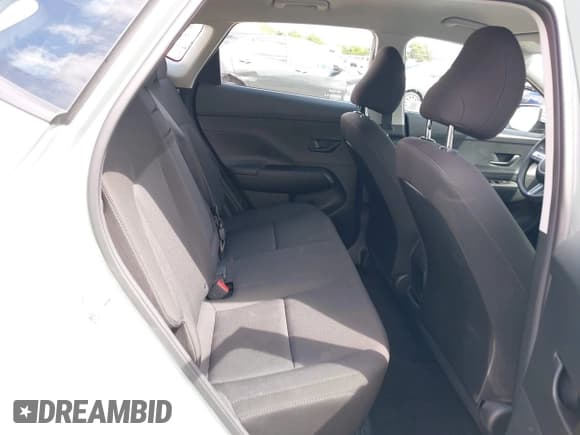 ✅ 2025 Hyundai Kona • VIN: KM8HB3A77SU018500 • Lot: 42294437. Listed on IAAI with 6,216 mi. Free auction sales archive from the USA and detailed vehicle history report at DreamBid. Image 8.