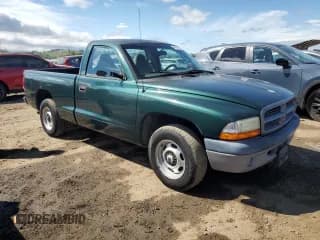 ✅ 2001 Dodge Dakota • VIN: 1B7FL26P21S233496 • Lot: 48014635. Wystawiony na Copart z przebiegiem 106 852 mil. Bezpłatny archiwum sprzedaży aukcyjnych z USA i szczegółowy raport historii pojazdu na DreamBid. Zdjęcie 4.