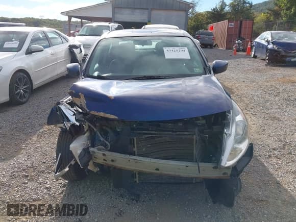 ✅ 2018 Nissan Versa SV • VIN: 3N1CN7AP7JL800661 • Lot: 43425294. Listed on IAAI with 200,099 mi. Free auction sales archive from the USA and detailed vehicle history report at DreamBid. Image 13.