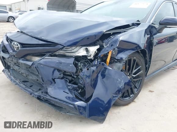 ✅ 2021 Toyota Camry XSE • VIN: 4T1K61BK3MU021138 • Lot: 41877574. Wystawiony na IAAI z przebiegiem 67 469 mil. Bezpłatny archiwum sprzedaży aukcyjnych z USA i szczegółowy raport historii pojazdu na DreamBid. Zdjęcie 6.