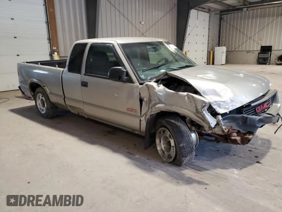 ✅ 2001 GMC Sonoma SLS 1SG • VIN: 1GTCS19W218254350 • Lot: 54405725. Wystawiony na Copart z przebiegiem 190 627 mil. Bezpłatny archiwum sprzedaży aukcyjnych z USA i szczegółowy raport historii pojazdu na DreamBid. Zdjęcie 4.