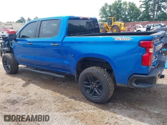 2022 Chevrolet Silverado 1500 Custom Trail Boss with VIN 3GCPDCED8NG662329, listed as a IAAI auction lot 42463966 with 72,370 mi miles and . Bid and sale history available at DreamBid. Image 3.