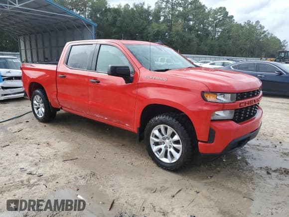 ✅ 2021 Chevrolet Silverado 1500 Custom • VIN: 3GCUYBEF0MG143793 • Lot: 79426384. Wystawiony na Copart z przebiegiem 121 920 mil. Bezpłatny archiwum sprzedaży aukcyjnych z USA i szczegółowy raport historii pojazdu na DreamBid. Zdjęcie 4.