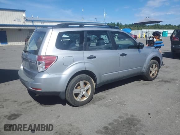 ✅ 2012 Subaru Forester X • VIN: JF2SHABC3CH427209 • Лот: 70499355. Опубликован ранее на Copart с пробегом 183 364 миль. Бесплатный доступ к архиву аукционных продаж из США и подробный отчёт об истории автомобиля на DreamBid. Изображение 3.