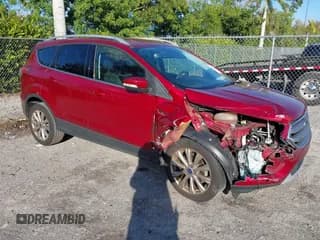 ✅ 2017 Ford Escape Titanium • VIN: 1FMCU0JD7HUA79136 • Lot: 43697186. Wystawiony na IAAI z przebiegiem 97 378 mil. Bezpłatny archiwum sprzedaży aukcyjnych z USA i szczegółowy raport historii pojazdu na DreamBid. Zdjęcie 1.