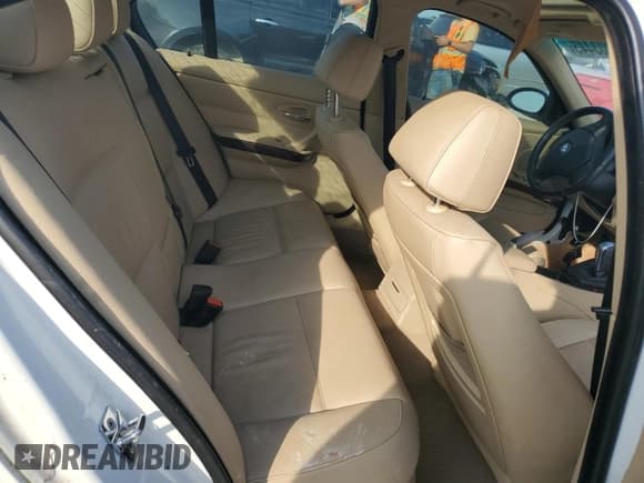 ✅ 2007 BMW 3 Series 328i • VIN: WBAVA33537KX72824 • Lot: 53803445. Listed on Copart with Not provided. Free auction sales archive from the USA and detailed vehicle history report at DreamBid. Image 10.