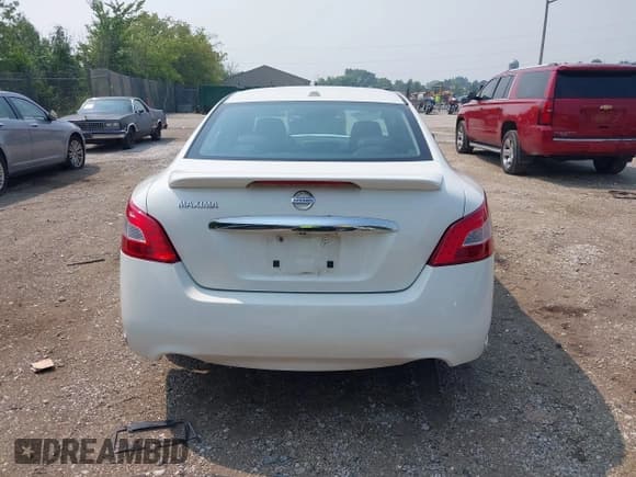 ✅ 2011 Nissan Maxima SV • VIN: 1N4AA5AP5BC864365 • Lot: 42880529. Listed on IAAI with 192,083 mi. Free auction sales archive from the USA and detailed vehicle history report at DreamBid. Image 16.