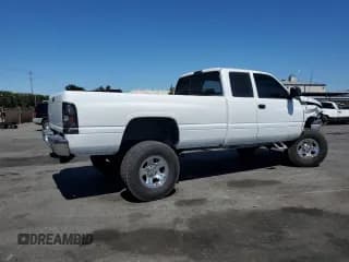 ✅ 1996 Dodge 1500 • VIN: 3B7HF13Z5TM129127 • Лот: 71320904. Опубликован ранее на Copart с пробегом 177 066 миль. Бесплатный доступ к архиву аукционных продаж из США и подробный отчёт об истории автомобиля на DreamBid. Изображение 3.