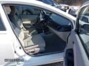 ✅ 2011 Honda Insight EX • VIN: JHMZE2H74BS004399 • Лот: 43653634. Опубликован ранее на IAAI с пробегом Не указан. Бесплатный доступ к архиву аукционных продаж из США и подробный отчёт об истории автомобиля на DreamBid. Изображение 5.