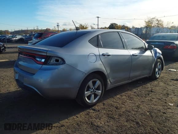 ✅ 2015 Dodge Dart SXT • VIN: 1C3CDFBB7FD174303 • Lot: 43545624. Listed on IAAI with 184,120 mi. Free auction sales archive from the USA and detailed vehicle history report at DreamBid. Image 4.
