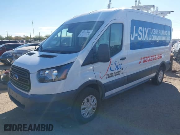 ✅ 2018 Ford Transit Cargo • VIN: 1FTYR2CG1JKB14771 • Lot: 43727603. Wystawiony na IAAI z przebiegiem 95 946 mil. Bezpłatny archiwum sprzedaży aukcyjnych z USA i szczegółowy raport historii pojazdu na DreamBid. Zdjęcie 2.
