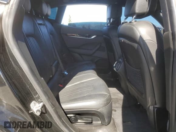 ✅ 2020 Maserati Levante S • VIN: ZN661YUA4LX344675 • Lot: 46323015. Listed on Copart with Not provided. Free auction sales archive from the USA and detailed vehicle history report at DreamBid. Image 12.