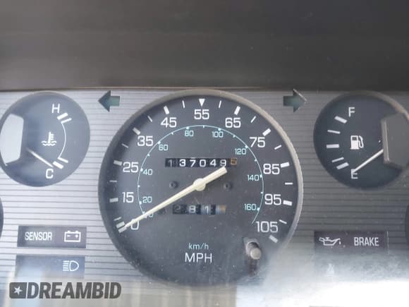 ✅ 1986 Nissan 720 • VIN: JN6ND06S6GW109456 • Lot: 42944828. Wystawiony na IAAI z przebiegiem 137 049 mil. Bezpłatny archiwum sprzedaży aukcyjnych z USA i szczegółowy raport historii pojazdu na DreamBid. Zdjęcie 15.