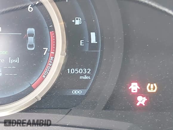 ✅ 2014 Lexus IS 350 • VIN: JTHCE1D23E5001247 • Lot: 42511541. Listed on IAAI with 105,032 mi. Free auction sales archive from the USA and detailed vehicle history report at DreamBid. Image 15.