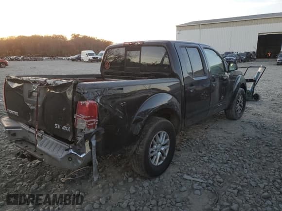 ✅ 2017 Nissan Frontier SV • VIN: 1N6AD0EVXHN729731 • Лот: 82341895. Опубликован ранее на Copart с пробегом Не указан. Бесплатный доступ к архиву аукционных продаж из США и подробный отчёт об истории автомобиля на DreamBid. Изображение 3.