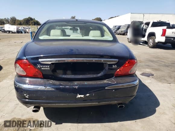 ✅ 2008 Jaguar X-Type • VIN: SAJWA51A38WJ36788 • Лот: 73103604. Опубликован ранее на Copart с пробегом 192 416 миль. Бесплатный доступ к архиву аукционных продаж из США и подробный отчёт об истории автомобиля на DreamBid. Изображение 6.