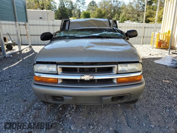 ✅ 2003 Chevrolet S-10 LS • VIN: 1GCDT13X73K112956 • Лот: 75941354. Опубликован ранее на Copart с пробегом Не указан. Бесплатный доступ к архиву аукционных продаж из США и подробный отчёт об истории автомобиля на DreamBid. Изображение 5.