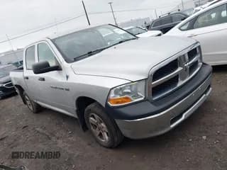 ✅ 2011 Ram 1500 Laramie • VIN: 1D7RV1CT5BS655501 • Lot: 43615572. Wystawiony na IAAI z przebiegiem 208 487 mil. Bezpłatny archiwum sprzedaży aukcyjnych z USA i szczegółowy raport historii pojazdu na DreamBid. Zdjęcie 1.