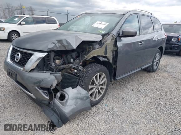 ✅ 2016 Nissan Pathfinder S • VIN: 5N1AR2MM1GC614496 • Lot: 42083626. Wystawiony na IAAI z przebiegiem 62 231 mil. Bezpłatny archiwum sprzedaży aukcyjnych z USA i szczegółowy raport historii pojazdu na DreamBid. Zdjęcie 18.