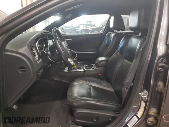 ✅ 2016 Dodge Charger SXT • VIN: 2C3CDXJG5GH130131 • Лот: 86103345. Опубликован ранее на Copart с пробегом 159 024 миль. Бесплатный доступ к архиву аукционных продаж из США и подробный отчёт об истории автомобиля на DreamBid. Изображение 7.