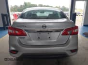 ✅ 2019 Nissan Sentra S • VIN: 3N1AB7AP5KY265527 • Lot: 43311862. Wystawiony na IAAI z przebiegiem 117 786 mil. Bezpłatny archiwum sprzedaży aukcyjnych z USA i szczegółowy raport historii pojazdu na DreamBid. Zdjęcie 16.