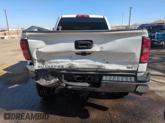 ✅ 2015 Chevrolet Silverado 2500HD LTZ • VIN: 1GC1KWE87FF106595 • Лот: 50557155. Опубликован ранее на Copart с пробегом 158 001 миль. Бесплатный доступ к архиву аукционных продаж из США и подробный отчёт об истории автомобиля на DreamBid. Изображение 6.