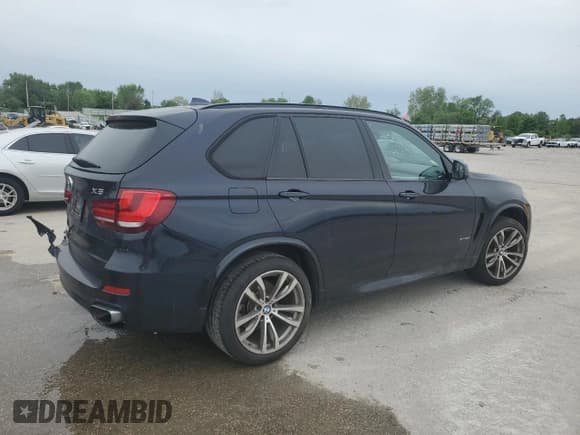 ✅ 2015 BMW X5 xDrive50i • VIN: 5UXKR6C51F0J77897 • Lot: 55665545. Listed on Copart with 127,060 mi. Free auction sales archive from the USA and detailed vehicle history report at DreamBid. Image 3.