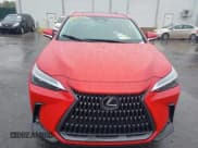 ✅ 2024 Lexus NX 350 Premium • VIN: 2T2GGCEZXRC044024 • Lot: 42278940. Wystawiony na IAAI z przebiegiem 11 388 mil. Bezpłatny archiwum sprzedaży aukcyjnych z USA i szczegółowy raport historii pojazdu na DreamBid. Zdjęcie 12.