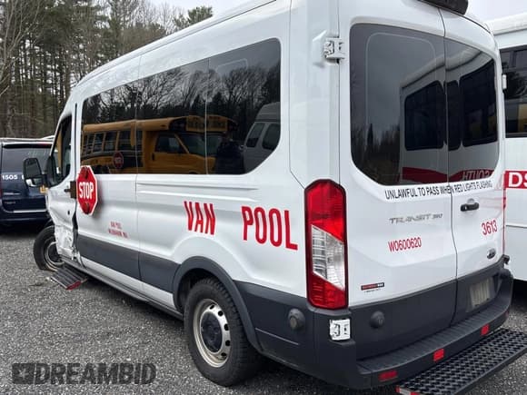 ✅ 2020 Ford Transit Passenger XL • VIN: 1FDAX2C84LKB65020 • Lot: 50907935. Wystawiony na Copart z przebiegiem 63 911 mil. Bezpłatny archiwum sprzedaży aukcyjnych z USA i szczegółowy raport historii pojazdu na DreamBid. Zdjęcie 3.