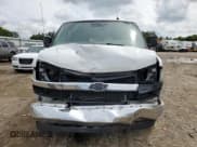 ✅ 2019 Chevrolet Express Passenger LT • VIN: 1GAZGPFG0K1192705 • Lot: 66196185. Wystawiony na Copart z przebiegiem 196 248 mil. Bezpłatny archiwum sprzedaży aukcyjnych z USA i szczegółowy raport historii pojazdu na DreamBid. Zdjęcie 5.