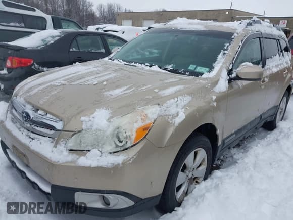 ✅ 2010 Subaru Outback Premium • VIN: 4S4BRBBC3A3327845 • Lot: 43865795. Listed on IAAI with 119,044 mi. Free auction sales archive from the USA and detailed vehicle history report at DreamBid. Image 2.