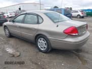 ✅ 2007 Ford Taurus SE • VIN: 1FAFP53U27A164667 • Lot: 43833604. Wystawiony na IAAI z przebiegiem 160 447 mil. Bezpłatny archiwum sprzedaży aukcyjnych z USA i szczegółowy raport historii pojazdu na DreamBid. Zdjęcie 3.