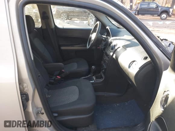 ✅ 2009 Chevrolet HHR LS • VIN: 3GNCA13B69S646721 • Lot: 41388121. Listed on IAAI with 178,861 mi. Free auction sales archive from the USA and detailed vehicle history report at DreamBid. Image 5.