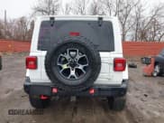 ✅ 2018 Jeep Wrangler Unlimited Rubicon • VIN: 1C4HJXFG6JW301254 • Lot: 41654089. Wystawiony na IAAI z przebiegiem 71 364 mil. Bezpłatny archiwum sprzedaży aukcyjnych z USA i szczegółowy raport historii pojazdu na DreamBid. Zdjęcie 16.