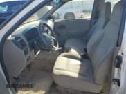 ✅ 2004 Chevrolet Colorado Z71 • VIN: 1GCCS196048176137 • Лот: 74341484. Опубликован ранее на Copart с пробегом 159 612 миль. Бесплатный доступ к архиву аукционных продаж из США и подробный отчёт об истории автомобиля на DreamBid. Изображение 7.