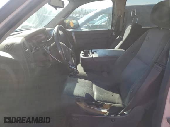 2013 Chevrolet Silverado 1500 LT with VIN 3GCPCSEA9DG293093, listed as a Copart auction lot 91052565 with 244,080 mi miles and Clean title. Bid and sale history available at DreamBid. Image 7.