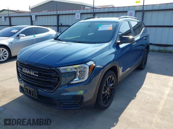 ✅ 2024 GMC Terrain SLE • VIN: 3GKALMEG2RL156182 • Lot: 43541339. Listed on IAAI with 27,951 mi. Free auction sales archive from the USA and detailed vehicle history report at DreamBid. Image 2.