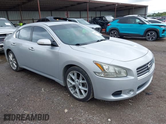 ✅ 2010 Nissan Maxima SV • VIN: 1N4AA5AP6AC808529 • Лот: 43083349. Опубликован ранее на IAAI с пробегом 283 003 миль. Бесплатный доступ к архиву аукционных продаж из США и подробный отчёт об истории автомобиля на DreamBid. Изображение 1.