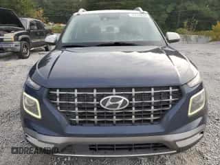 2020 Hyundai Venue SEL z VIN KMHRC8A39LU020360, wystawiony jako Copart lot #73158624 z przebiegiem 209 500 mil mil oraz Czysty tytuł • Clean title. Historia ofert i sprzedaży dostępna na DreamBid. Obrazek 5.